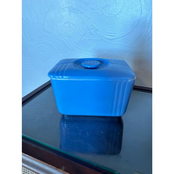 Vintage Art Deco Hall China Delphinium Blue Phoenix cov'd Refrigerator Dish - Picture 2 of 13